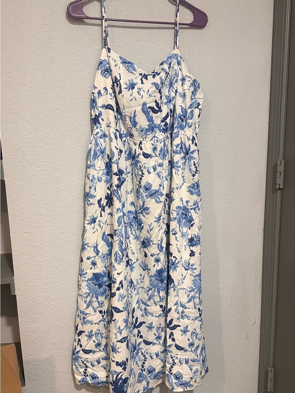 H&M White and Blue Floral Midi Dress
